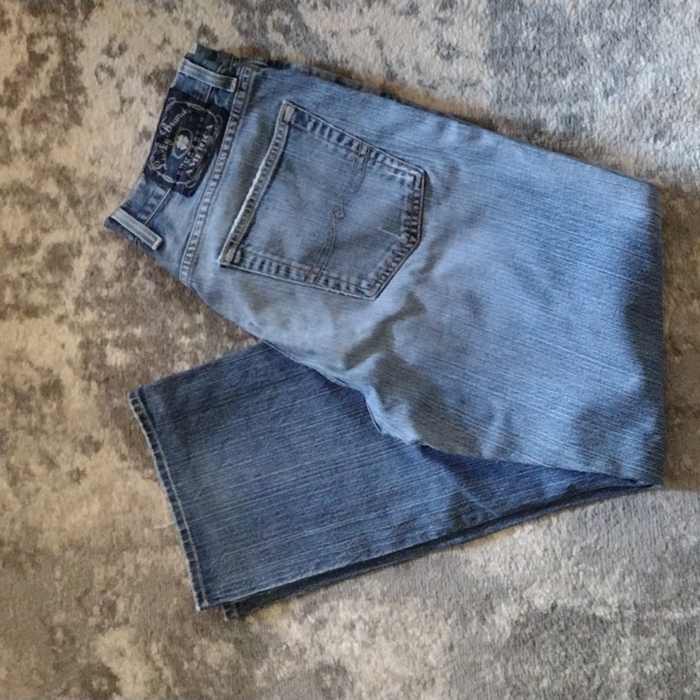 Woman's Lucky Jeans. Size 32 short
